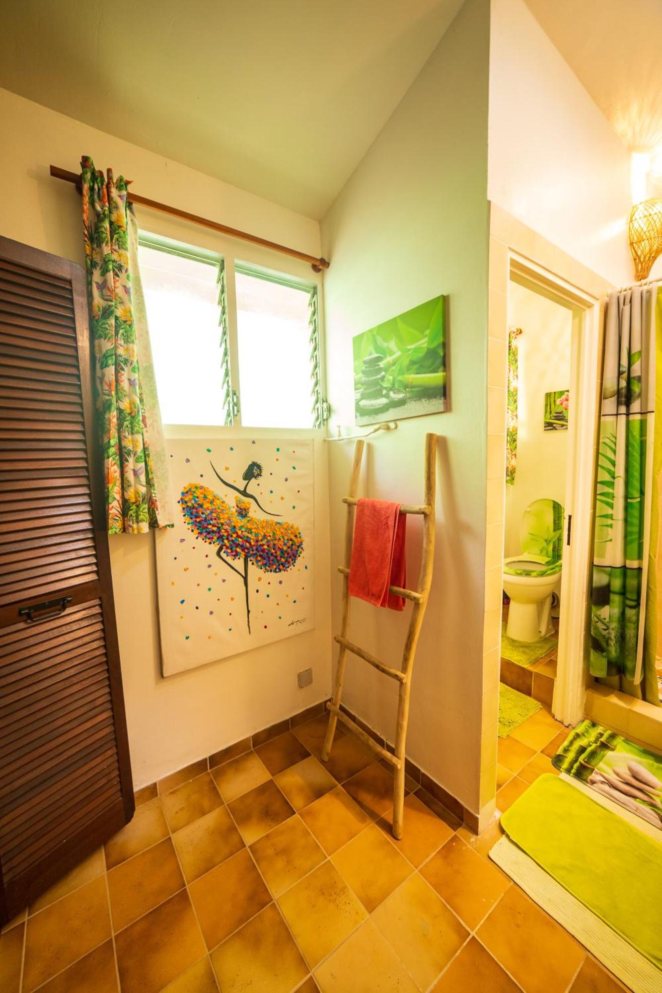 Вилла Martinique Treehouse Canton Suisse Экстерьер фото
