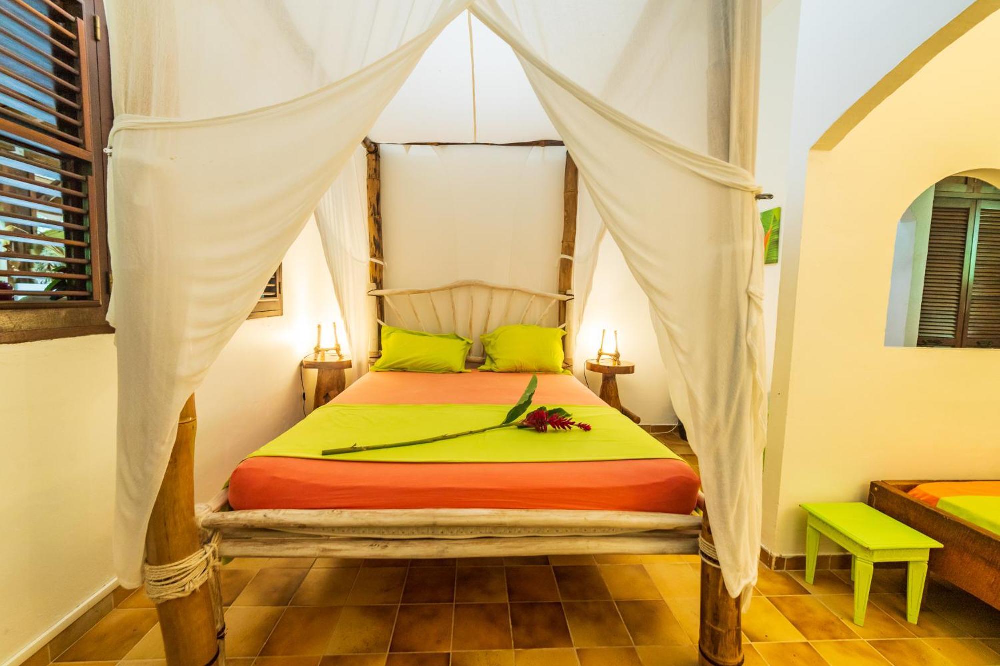 Вилла Martinique Treehouse Canton Suisse Экстерьер фото