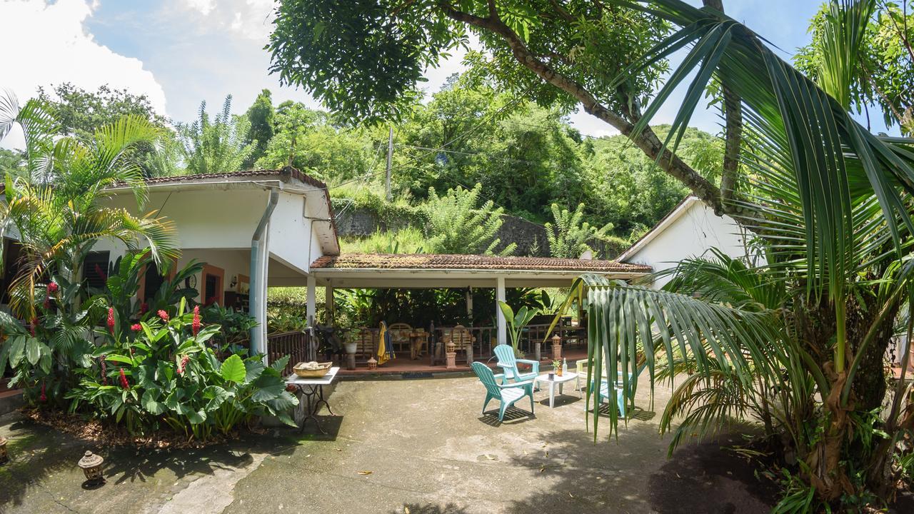Вилла Martinique Treehouse Canton Suisse Экстерьер фото